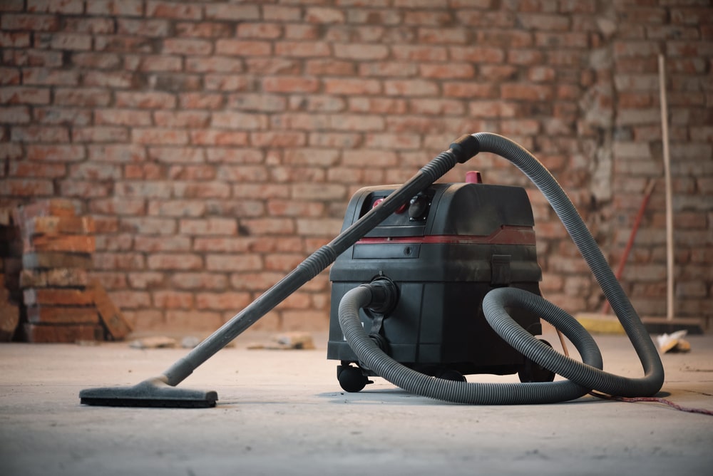 How Much Does a Vacuum Cleaner Repair Cost in Calgary?